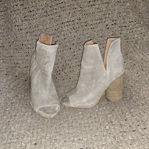 JEFFREY CAMPBELL-Oath Tan Suede Peep Toe Cutout Booties-Sz 7.5-Near Mint - Picture 1 of 8